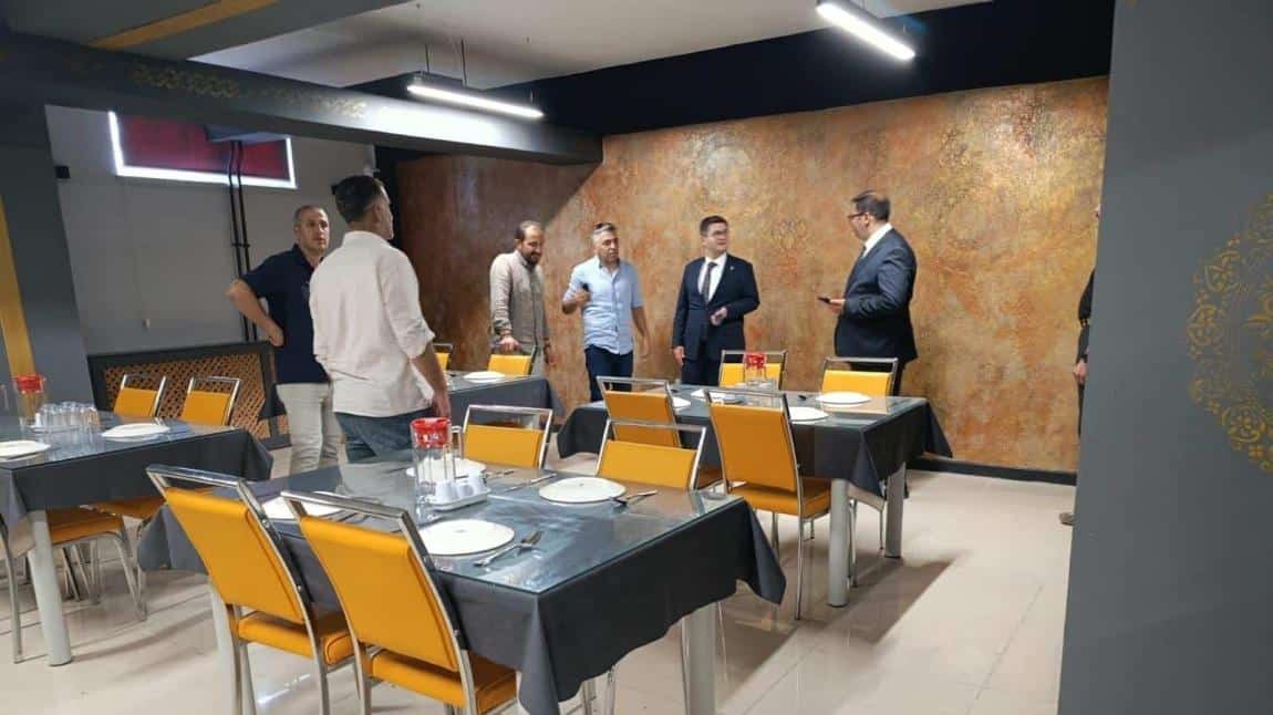 KAYMAKAMIMIZ SAYIN ÖMER AHMET ÖZDEMİR OKULUMUZU ZİYARET ETTİLER.